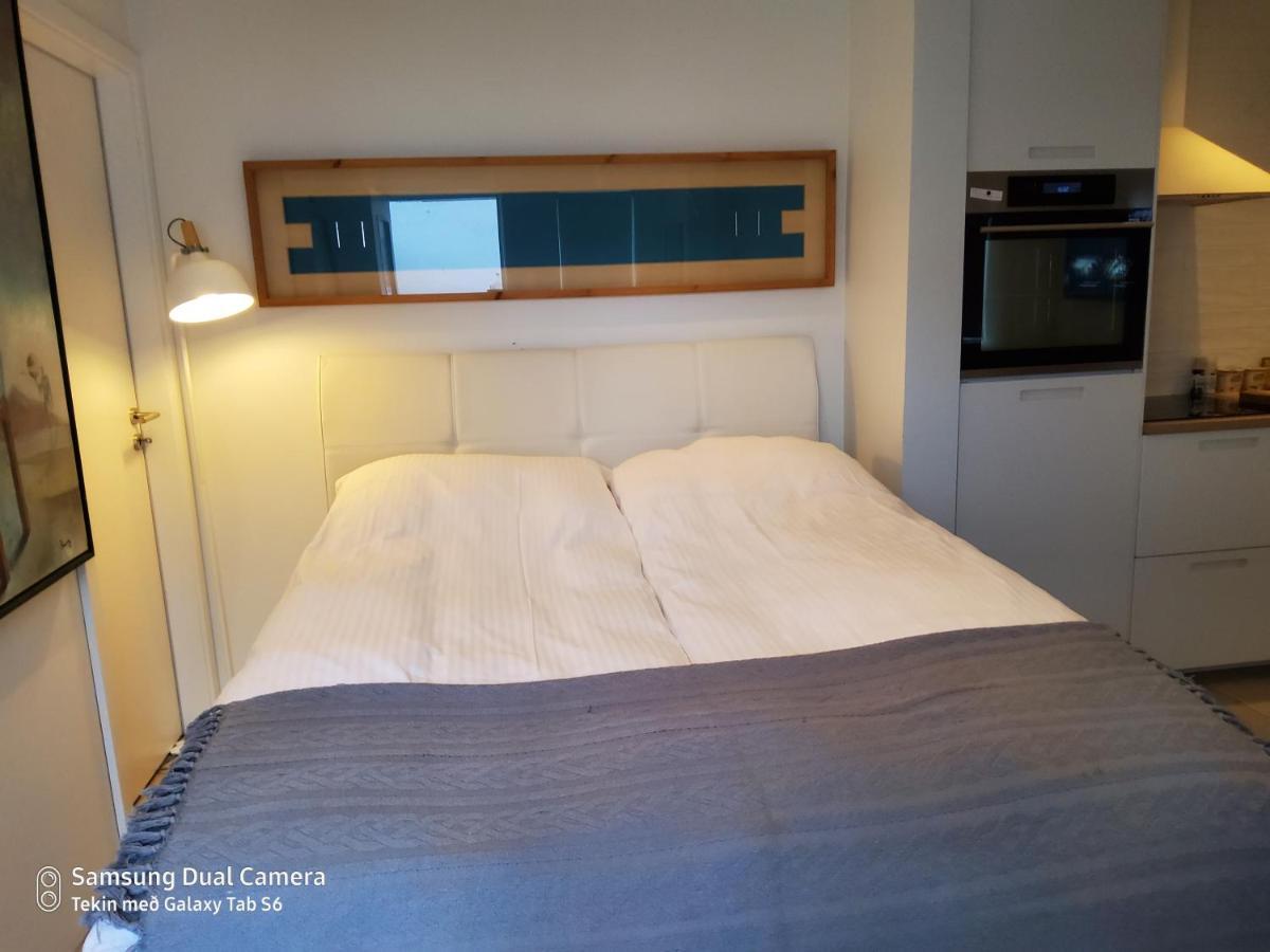 Centrum Apartment อาคูเรย์รี ภายนอก รูปภาพ
